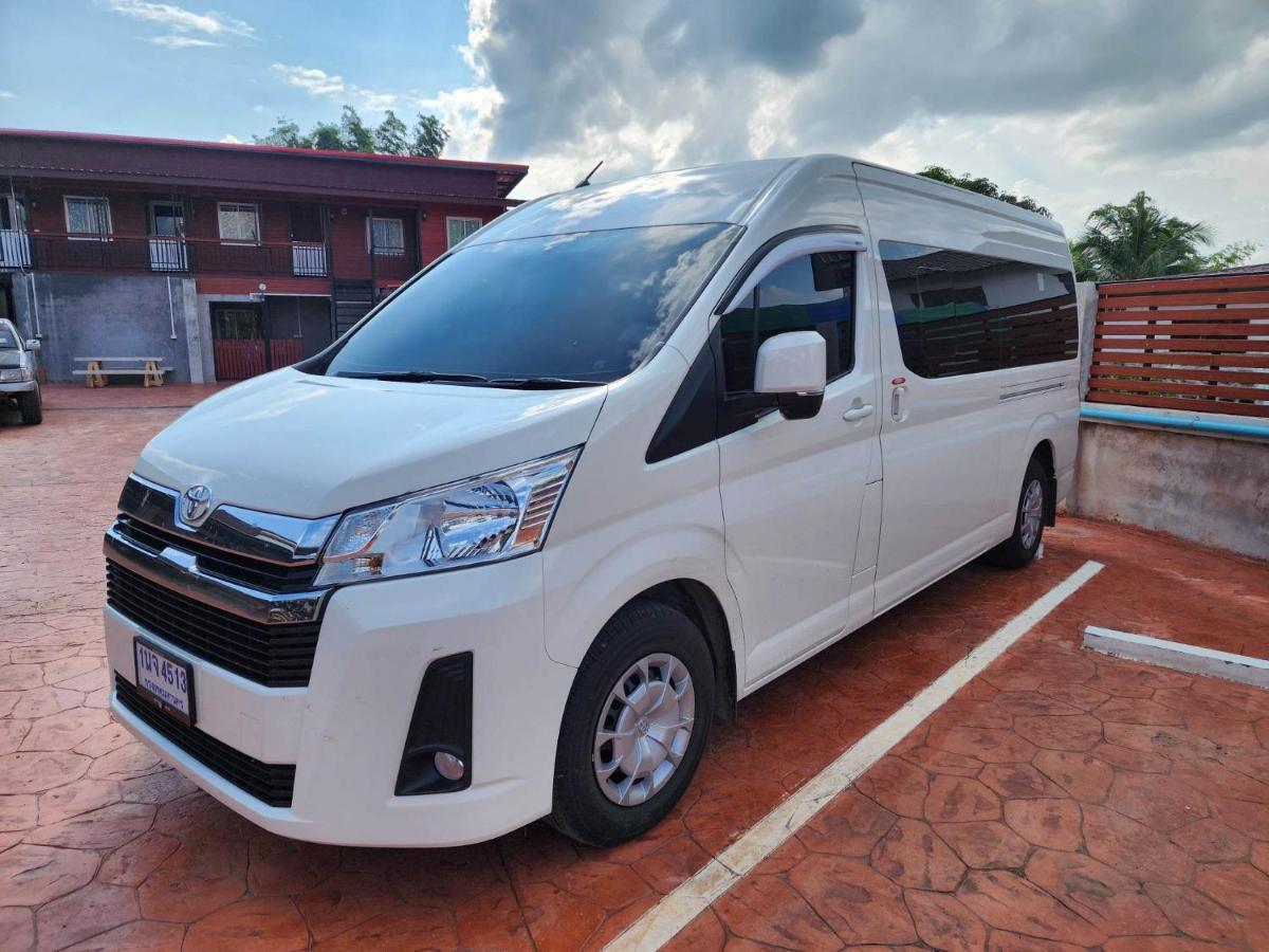 Baan Sabaijai Resort That Phanom Екстериор снимка