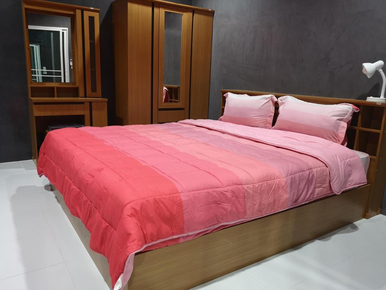 Baan Sabaijai Resort That Phanom Екстериор снимка