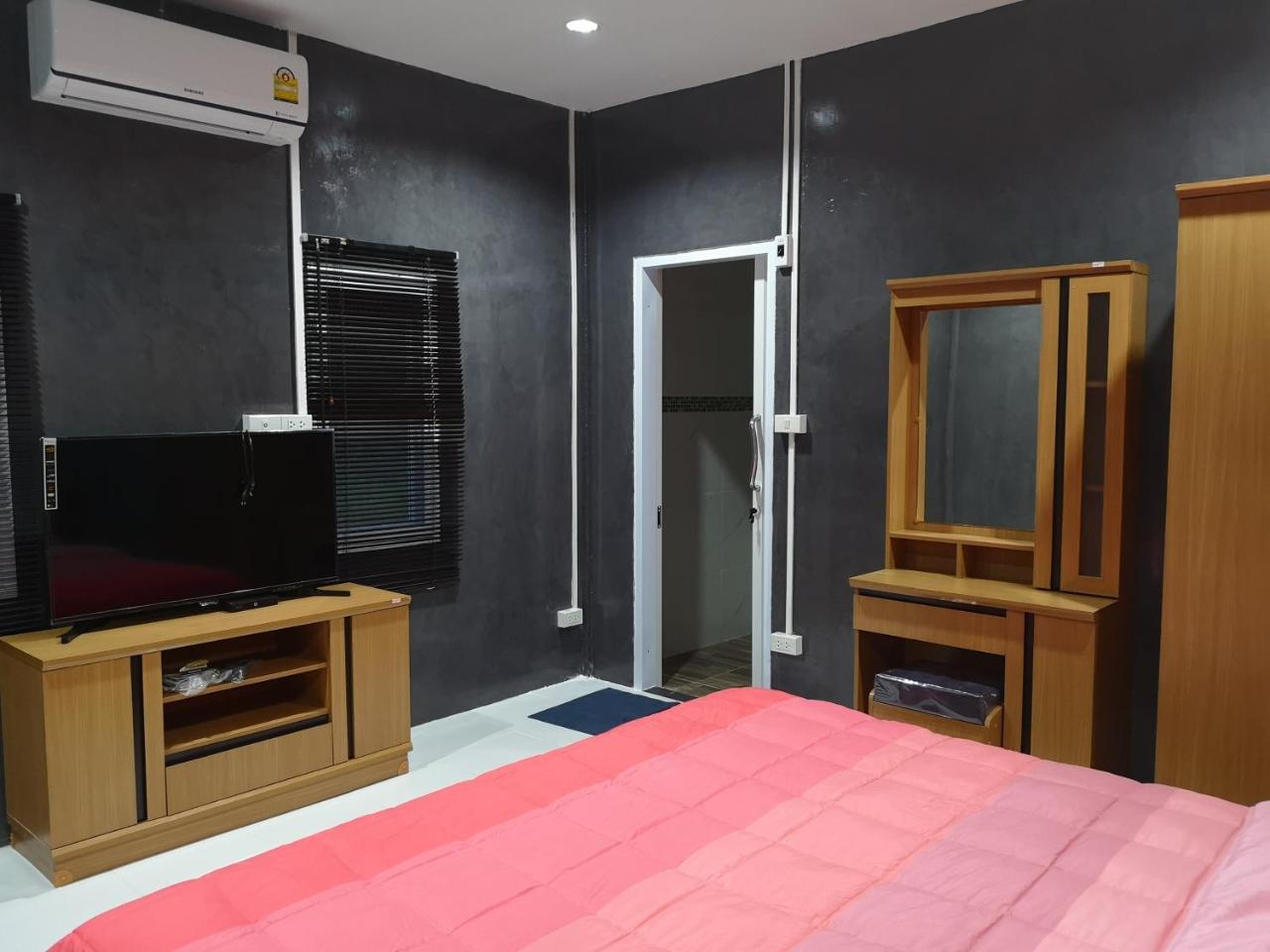 Baan Sabaijai Resort That Phanom Екстериор снимка