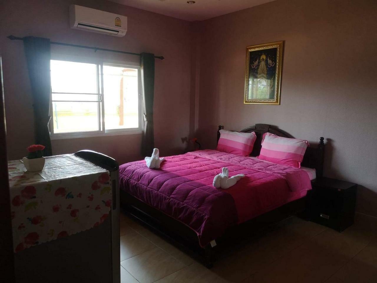 Baan Sabaijai Resort That Phanom Екстериор снимка